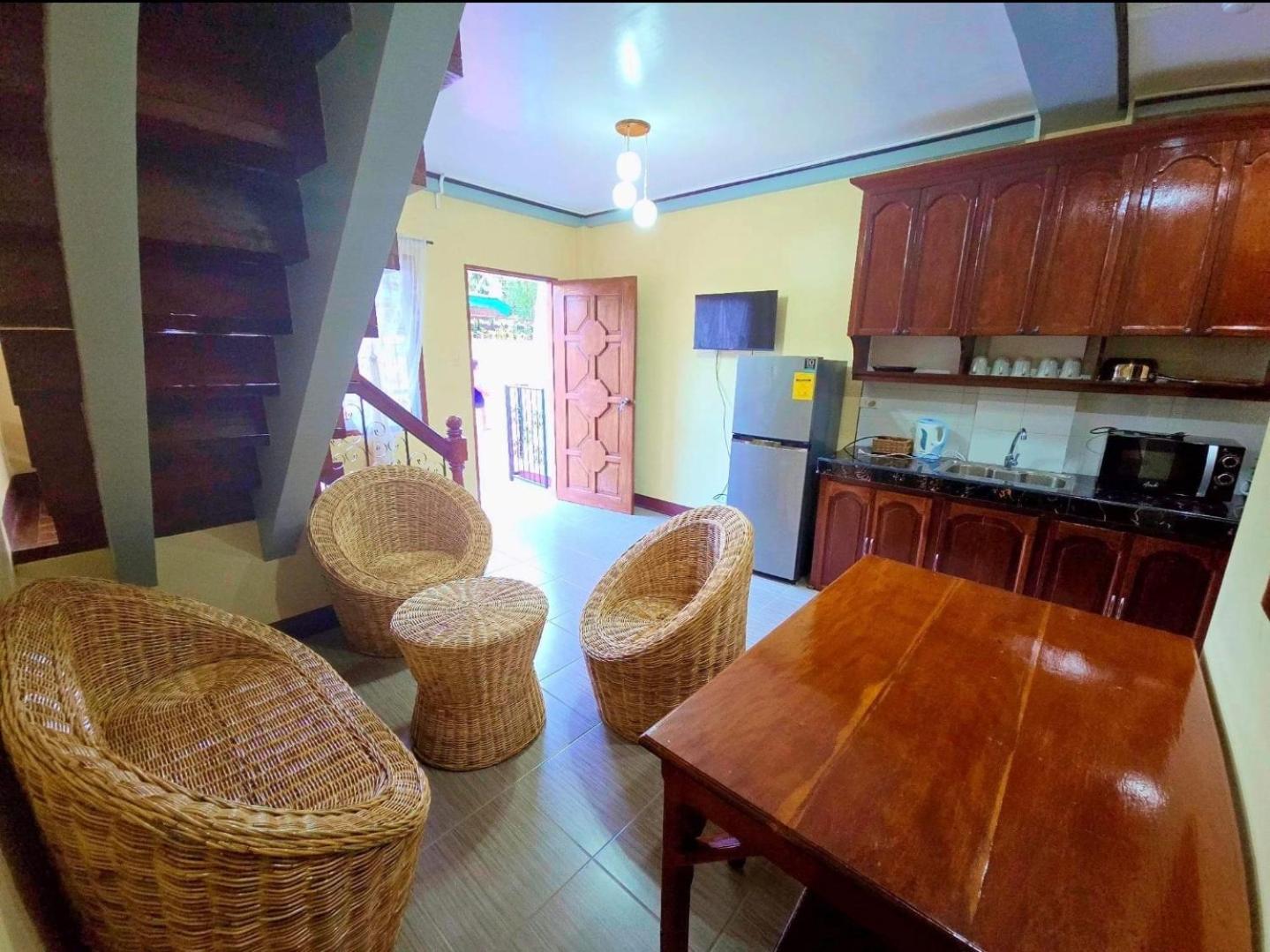 Nober Apartments Puerto Princesa Exterior photo